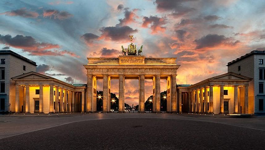 Brandenburg Gate, Berlin, Removals to Germany